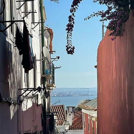 Quiet Street Alfama Appartement Lissabon Buitenkant foto